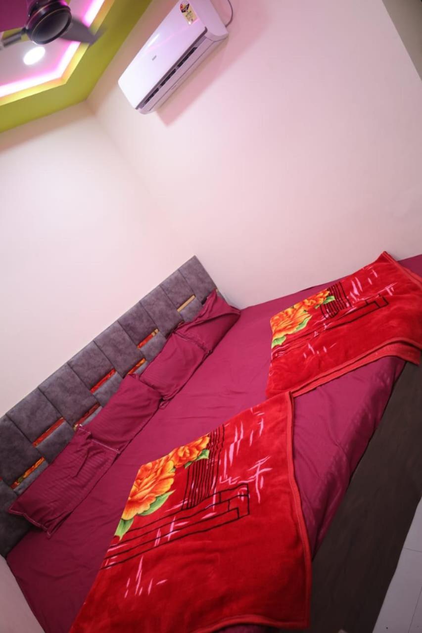 Hotel Shree Kalbhairav Kripa 우자인 외부 사진